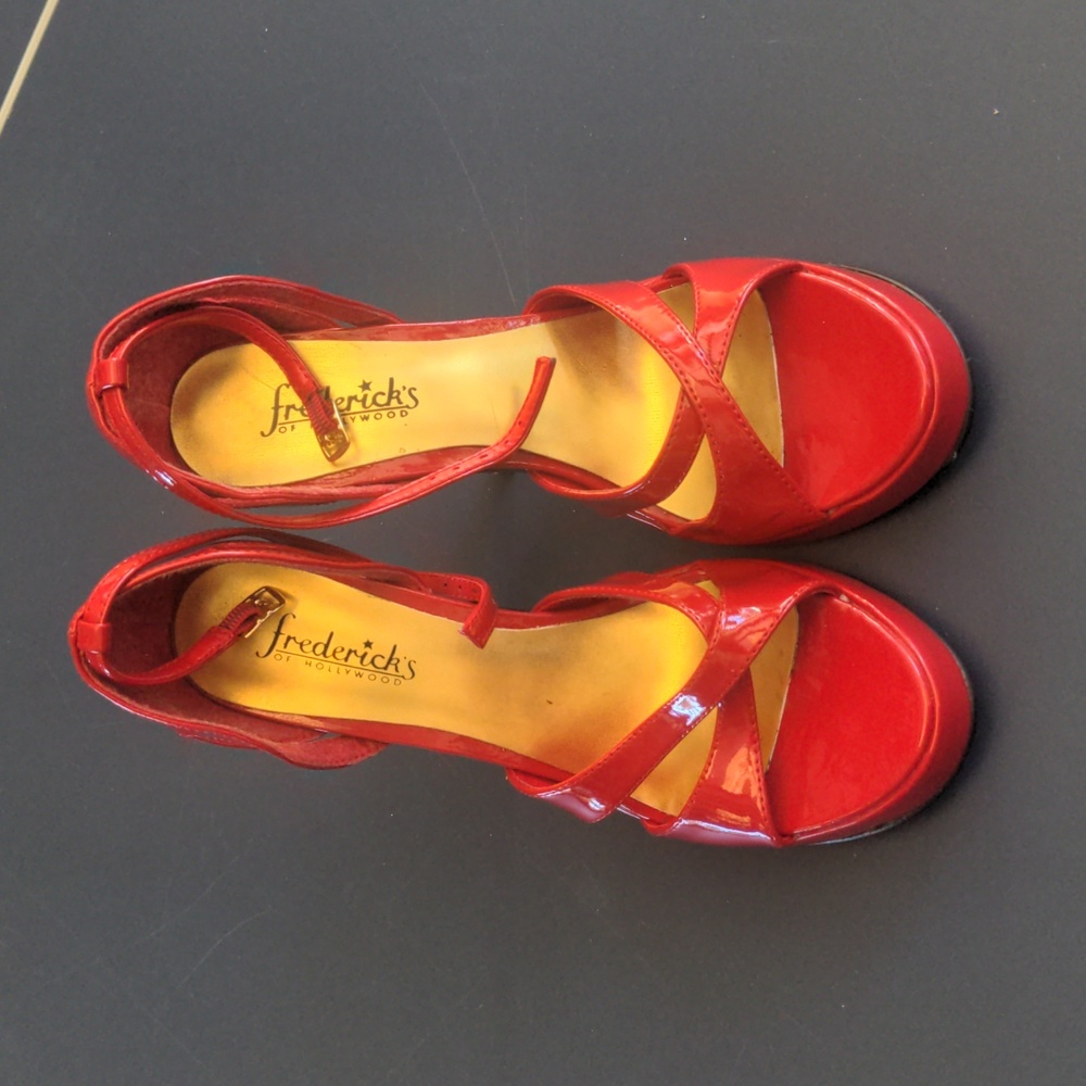 Frederick's of Hollywood RED Heels Pumps, shoes - 6.5